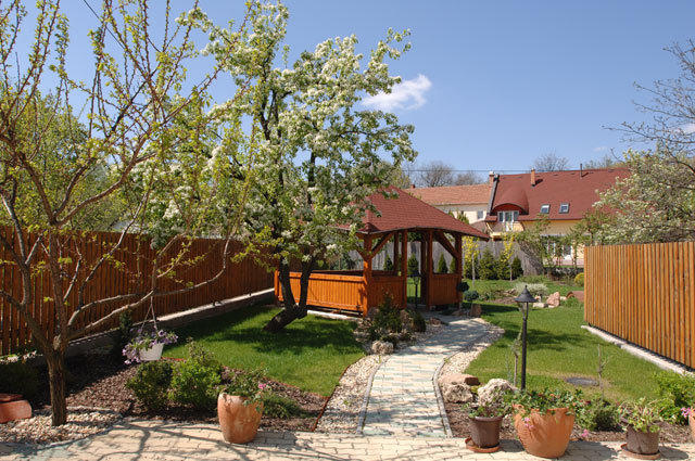 Aranykert Vendégház Eger Exterior foto